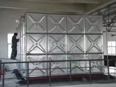 如何制作穩固的地基支架，讓鍍鋅板水箱更安荃